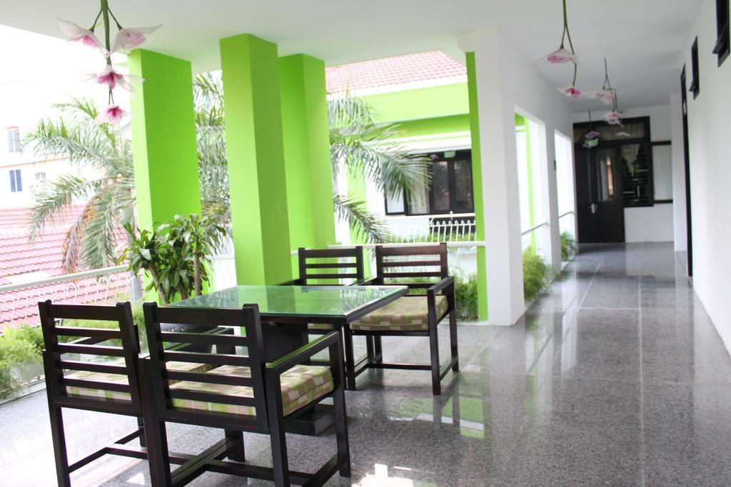 Ngoi Nha Xanh Hotel Da Nang Luaran gambar