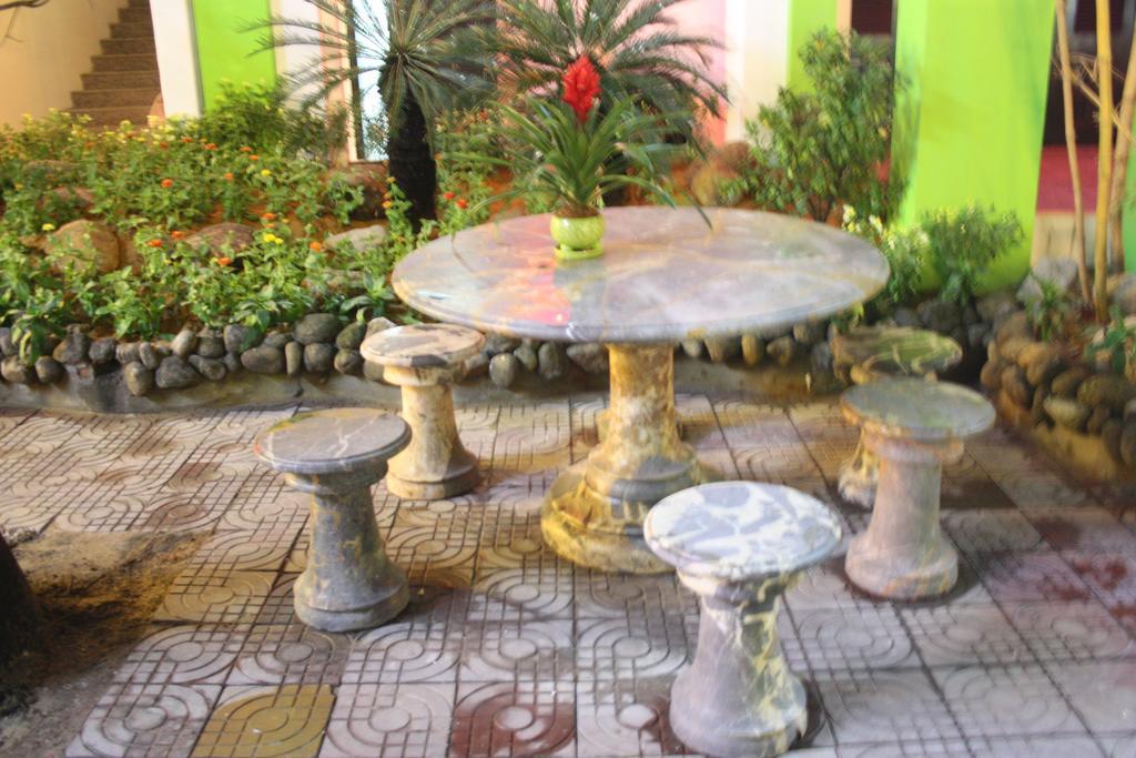 Ngoi Nha Xanh Hotel Da Nang Luaran gambar