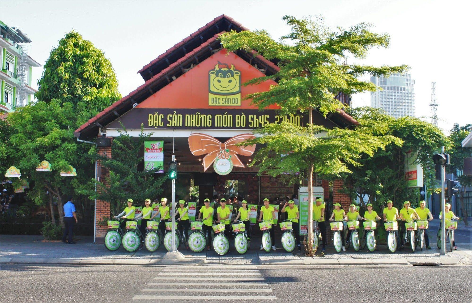Ngoi Nha Xanh Hotel Da Nang Luaran gambar