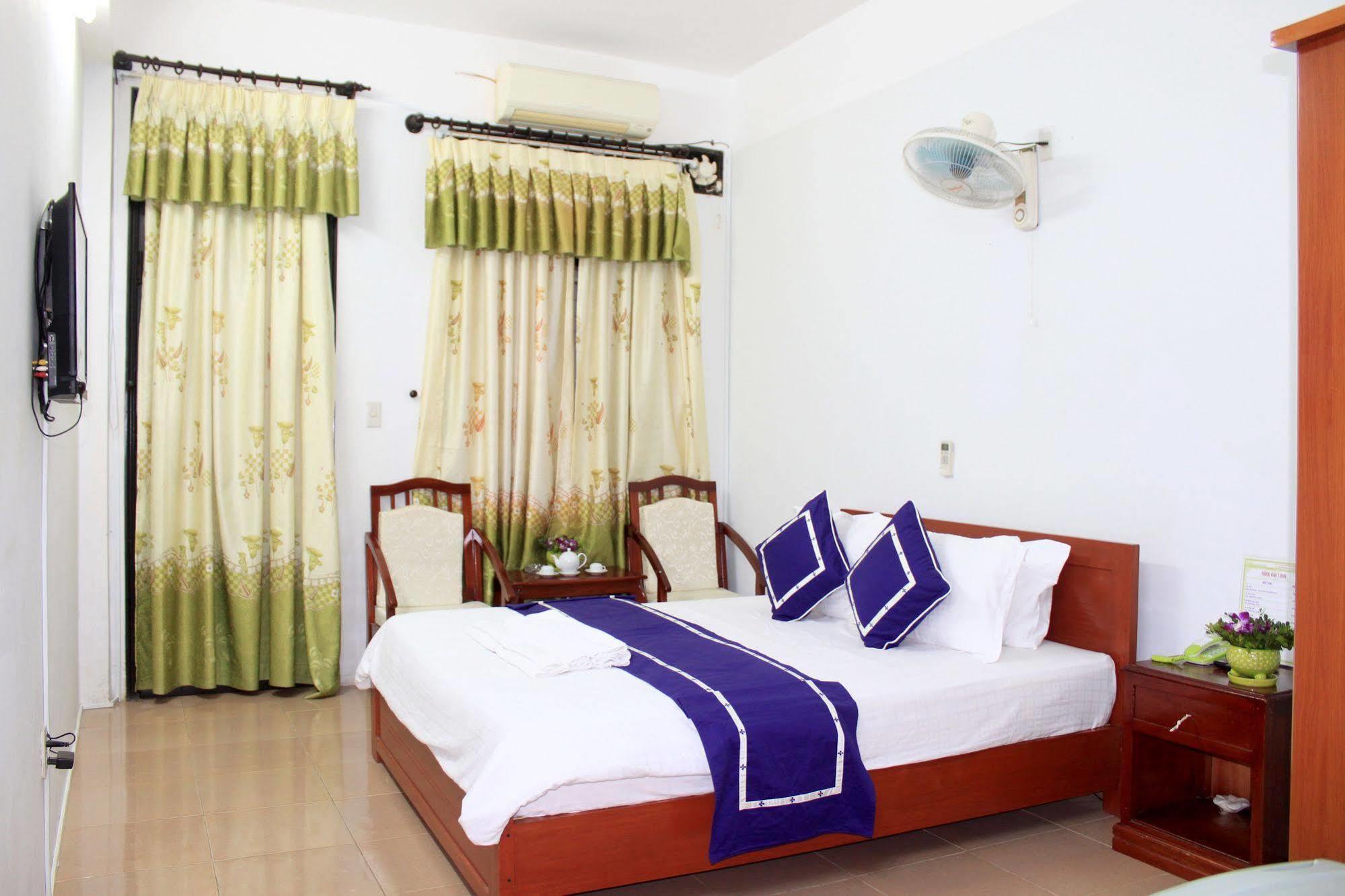 Ngoi Nha Xanh Hotel Da Nang Luaran gambar